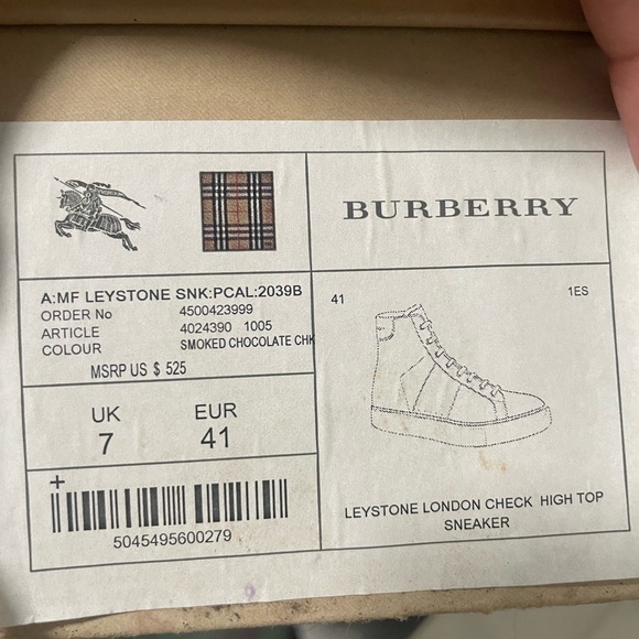 Men’s Burberry Sneaker - Picture 2 of 4